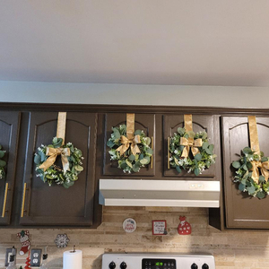 6 Eucalyptus Leaf Cabinet & Candle Wreaths — Christmas Tabletop Decoration review photo