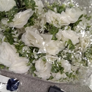 Ivory White Foam Roses with Stems — 50pcs review photo