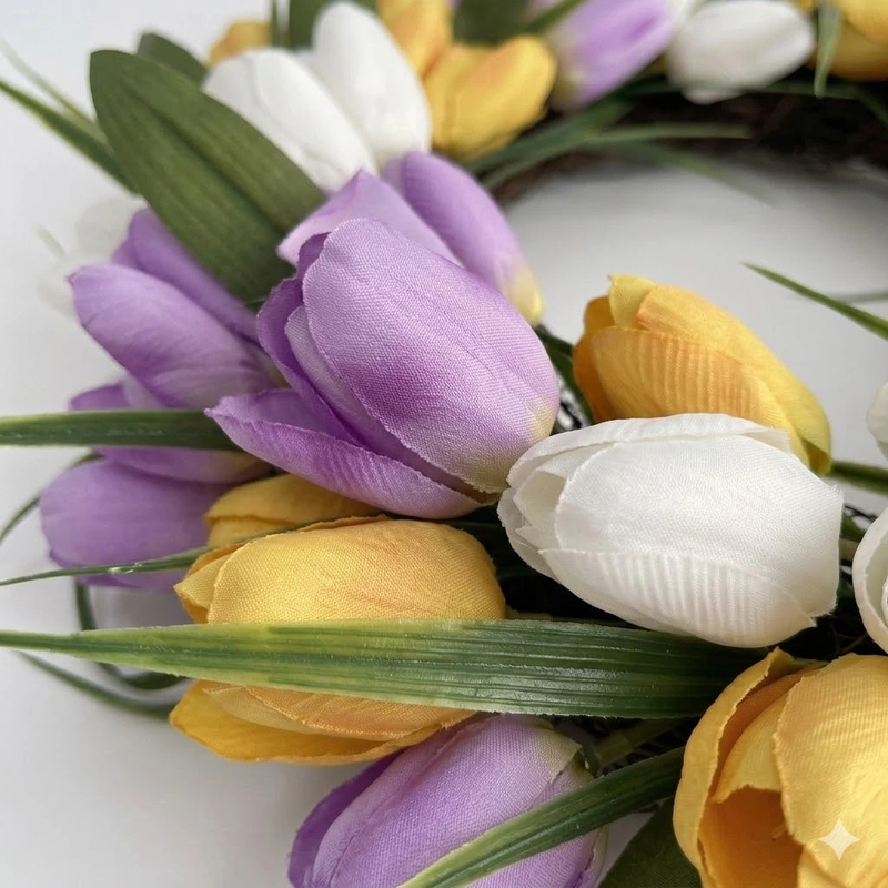 20" Tulip Wreath – Style B - Preview